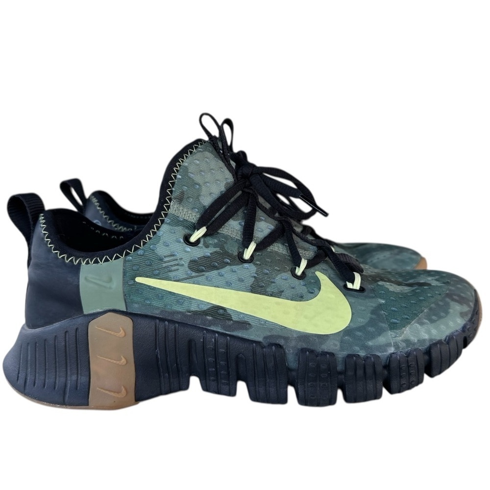 Nike Metcon 3 Training Shoes
Camo Green - Picture 4 of 15